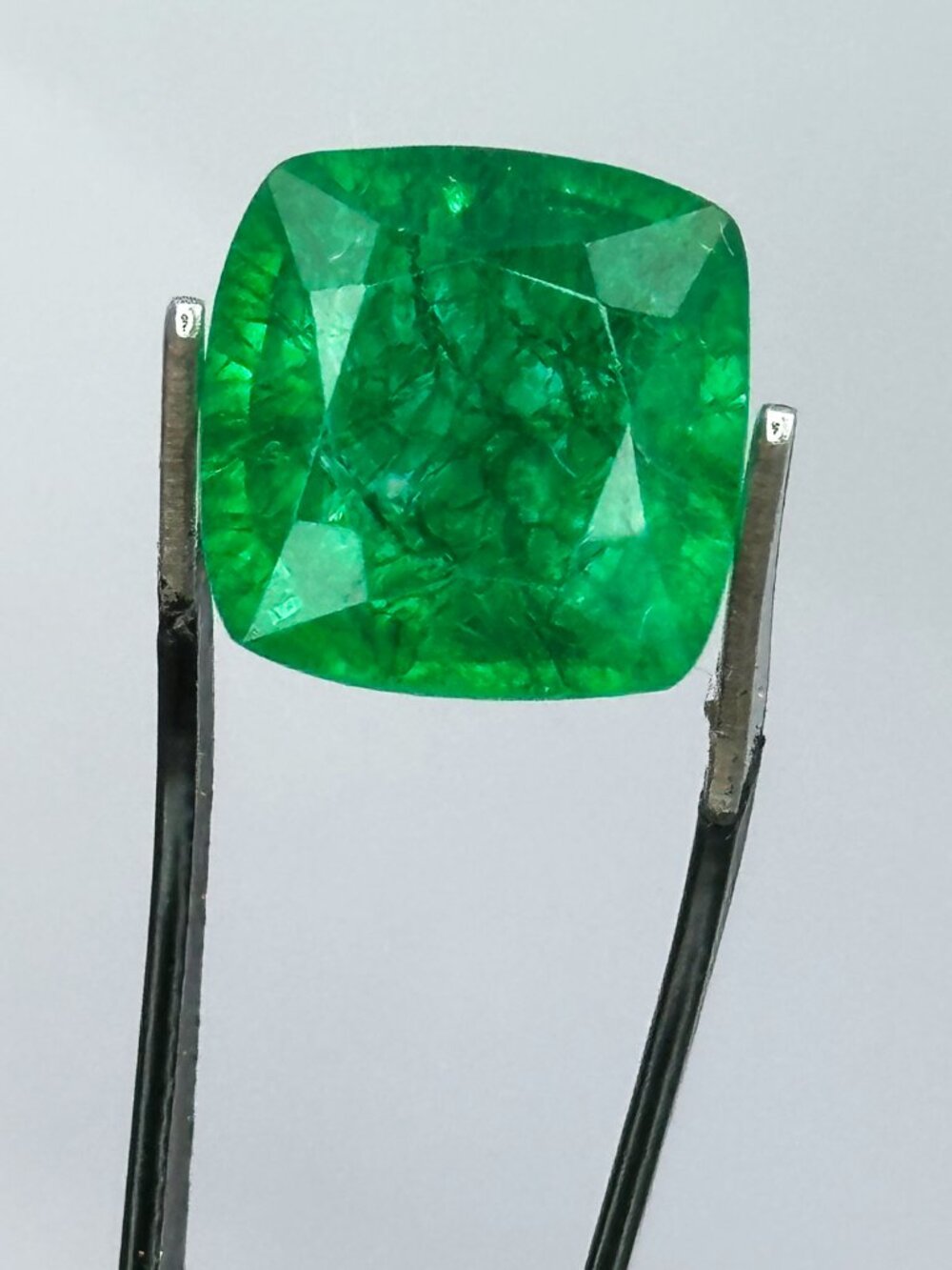 LARGE Certified Deep Emerald *enhanced*